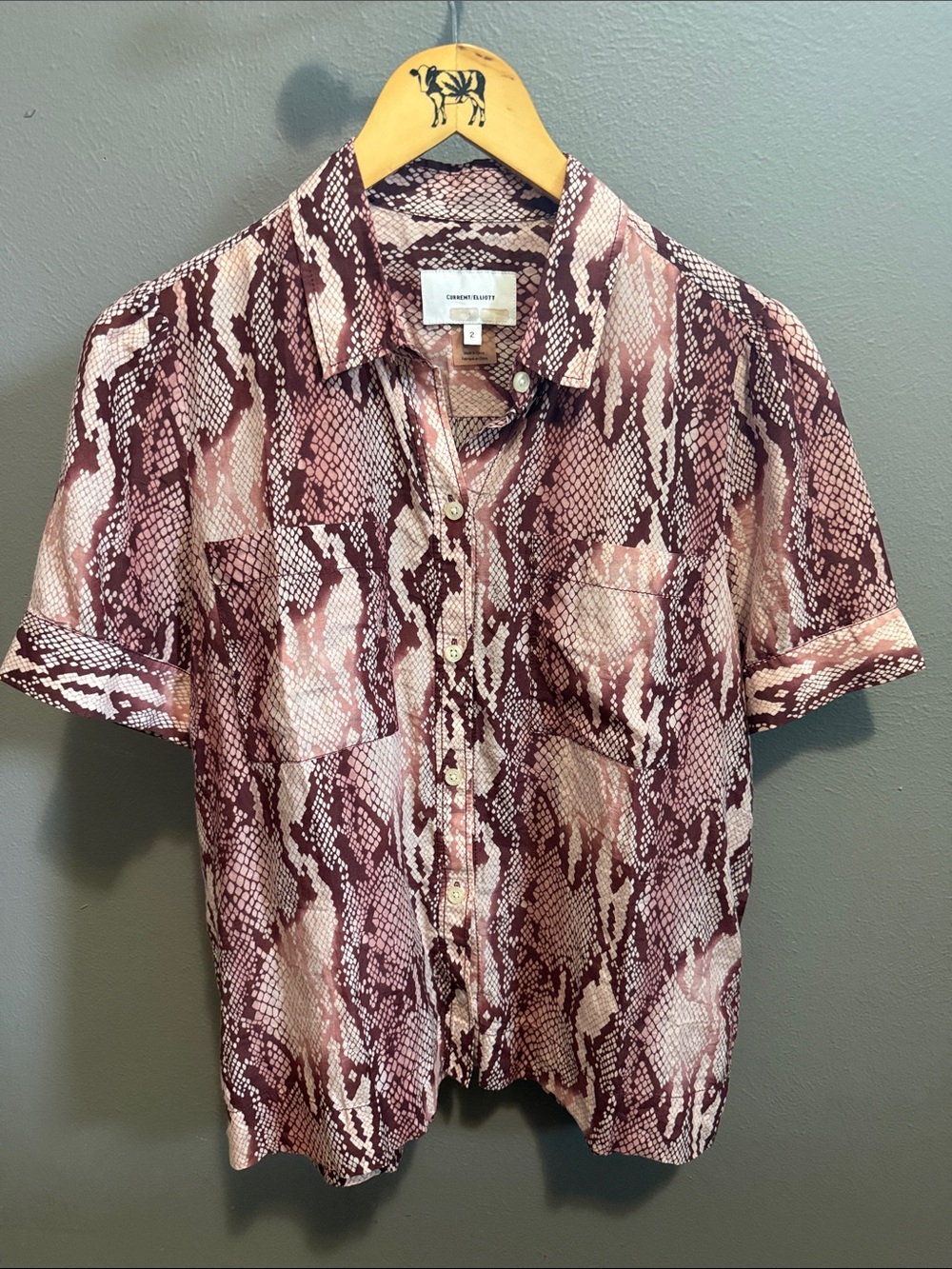 Current/Elliott Mauve and Cream Snake-Print Short Sleeve Button Blouse